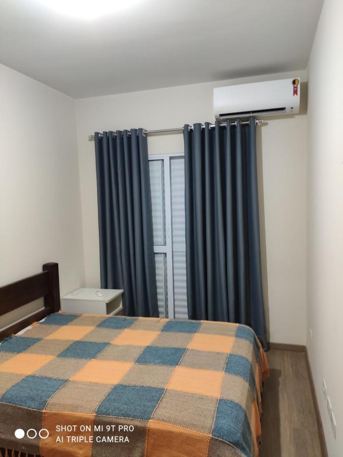 론드리나 Casa Aconchegante Perto Da Uel 빌라 외부 사진